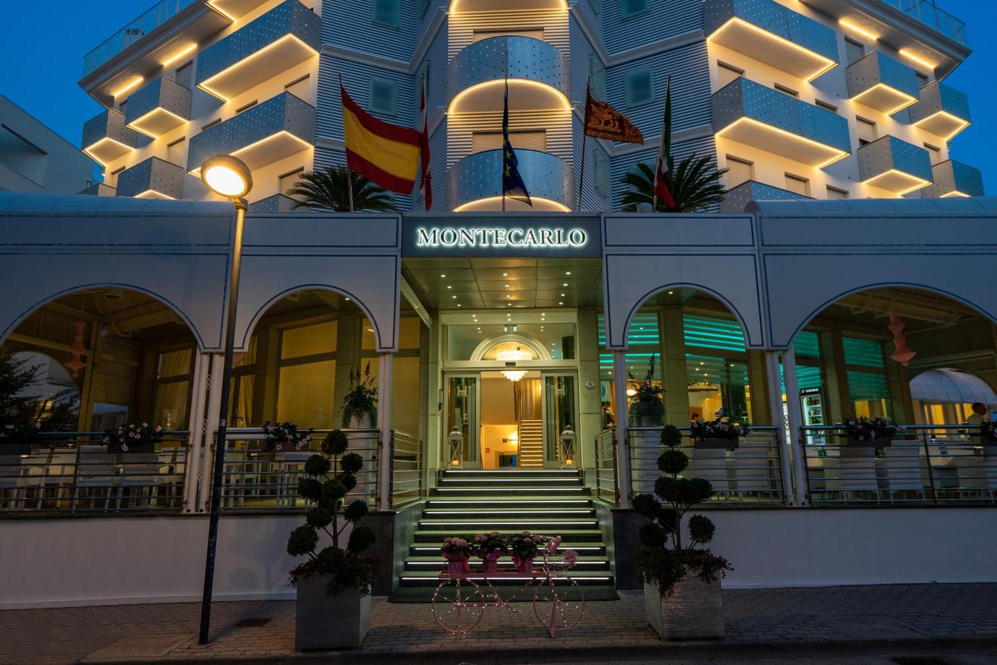 Hotel Montecarlo 3 Stelle Superior กาออร์เล ภายนอก รูปภาพ